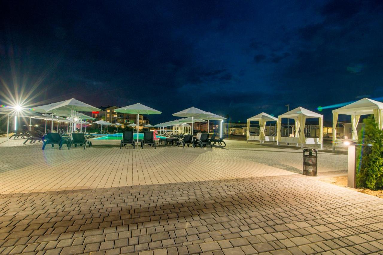 Welcome Summer Hotel Zatoka Buitenkant foto