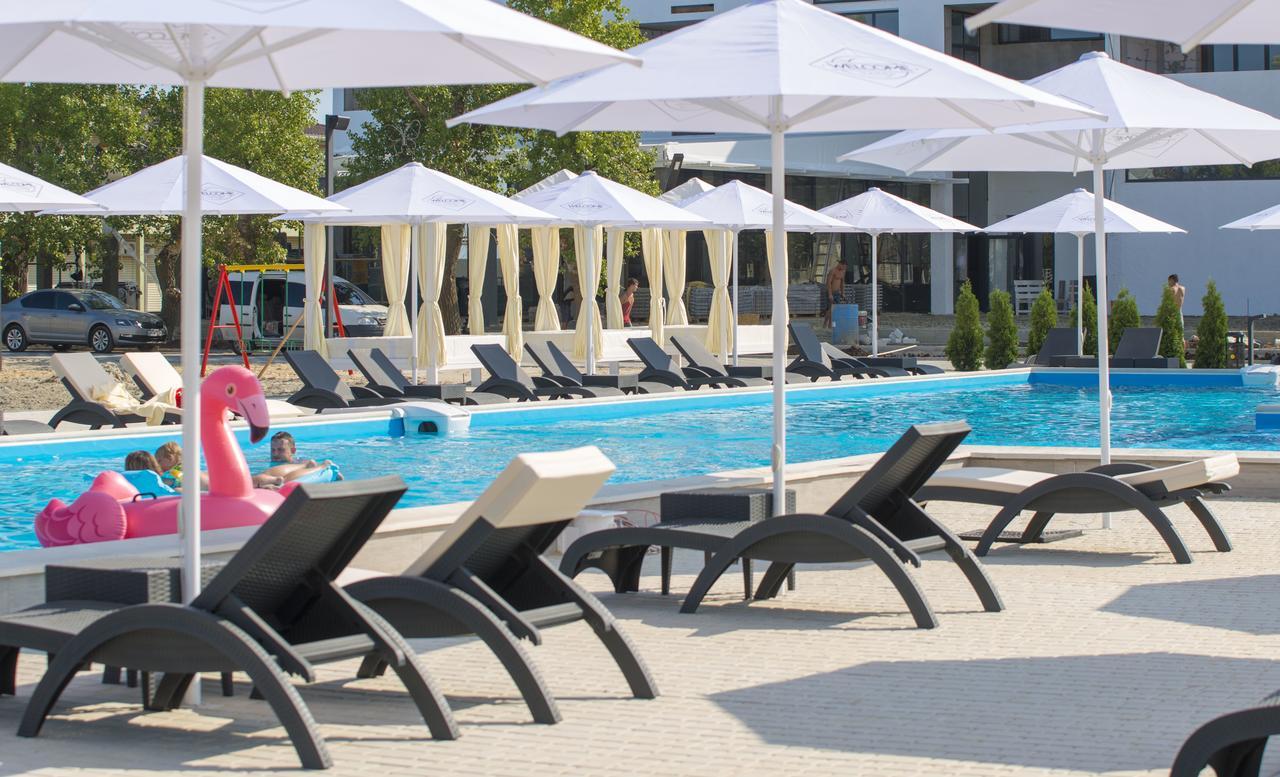 Welcome Summer Hotel Zatoka Buitenkant foto