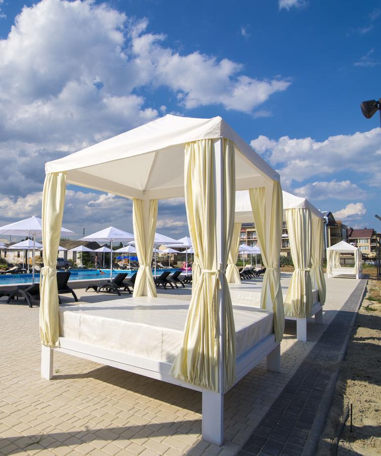 Welcome Summer Hotel Zatoka Buitenkant foto