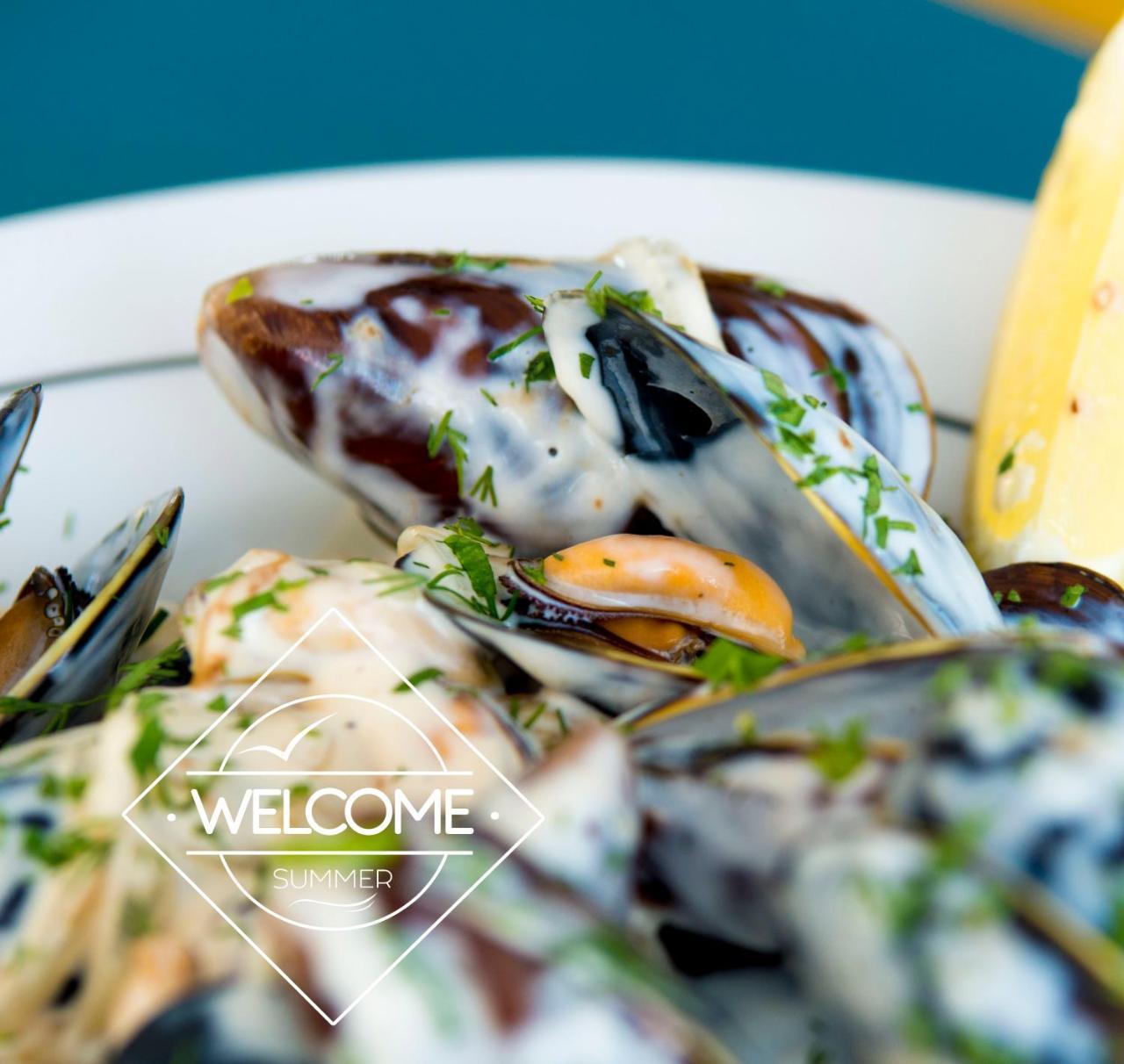 Welcome Summer Hotel Zatoka Buitenkant foto
