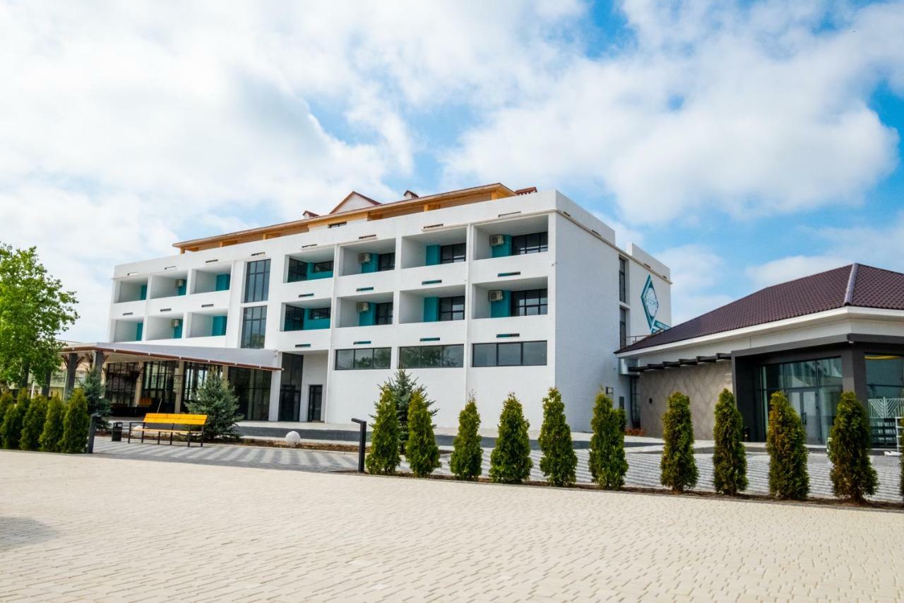 Welcome Summer Hotel Zatoka Buitenkant foto